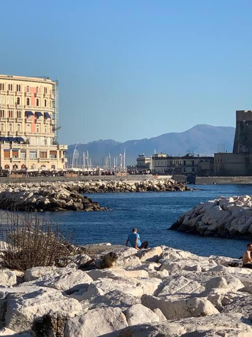Casa Via Toledo. Centralissima E Vicina Al Porto * Napoli
