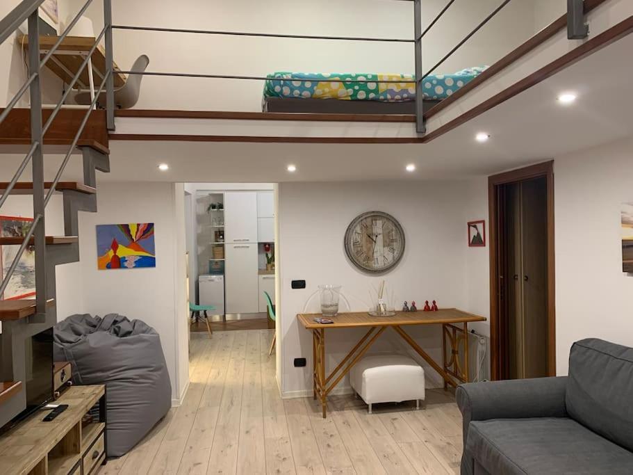 Casa Via Toledo. Centralissima E Vicina Al Porto Appartement *